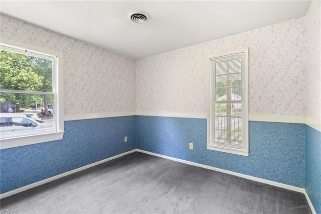 318 Hearthstone WAY, Newport News, VA 23608