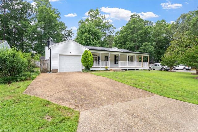 318 Hearthstone WAY, Newport News, VA 23608