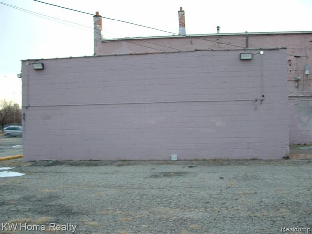 20650 Fenkell Avenue, Detroit, MI 48223