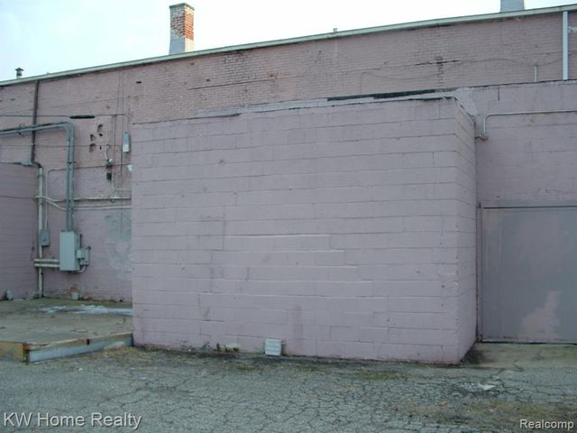 20650 Fenkell Avenue, Detroit, MI 48223