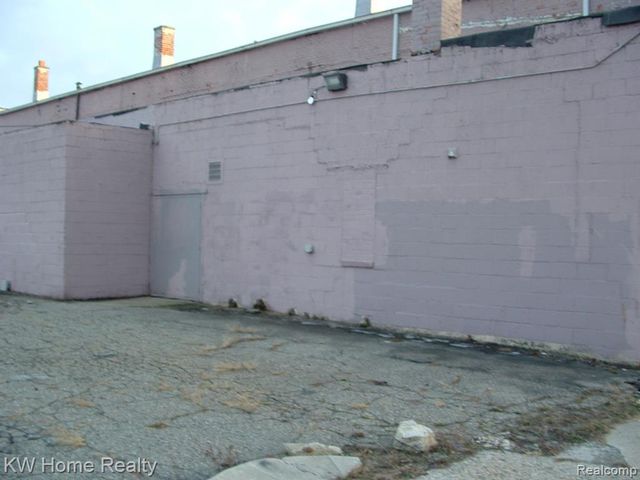 20650 Fenkell Avenue, Detroit, MI 48223