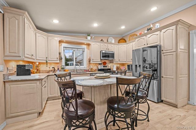 26 W 11th Street, Huntington Station, NY 11746