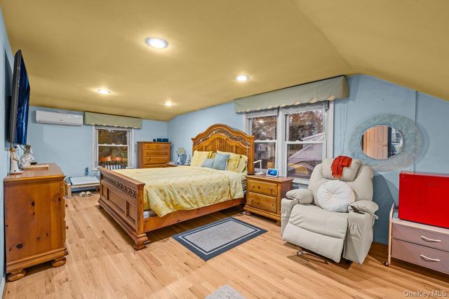 26 W 11th Street, Huntington Station, NY 11746