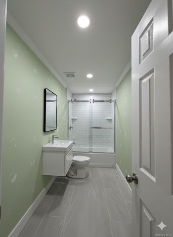 26 W 11th Street, Huntington Station, NY 11746