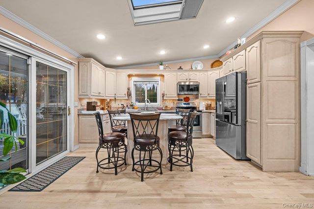 26 W 11th Street, Huntington Station, NY 11746