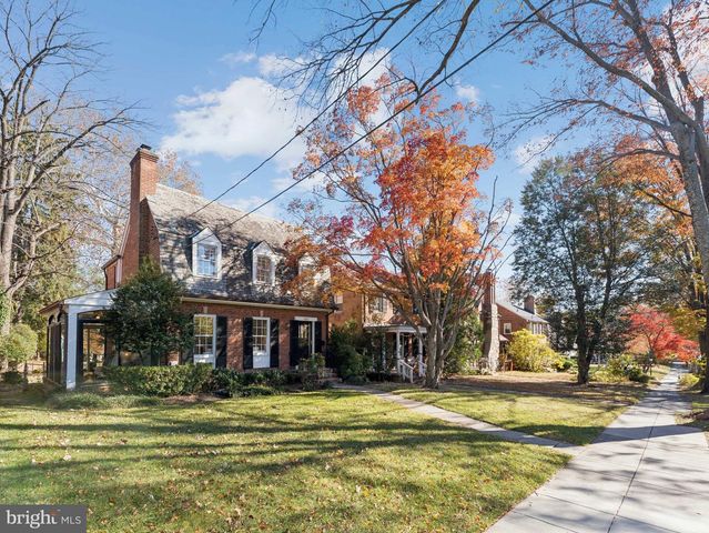 4821 45TH ST NW, Washington, DC 20016