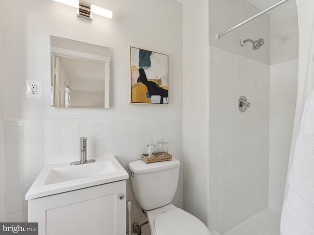 4821 45TH ST NW, Washington, DC 20016