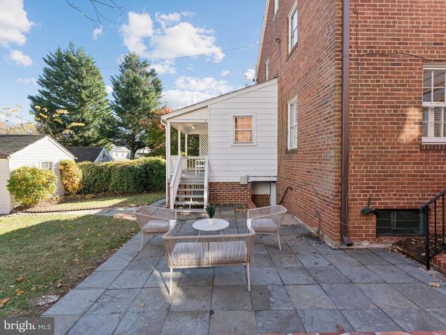 4821 45TH ST NW, Washington, DC 20016