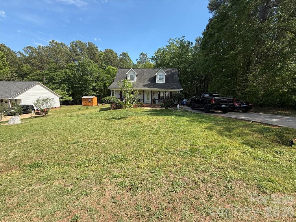600 Blossom Hill Road, Lincolnton, NC 28092