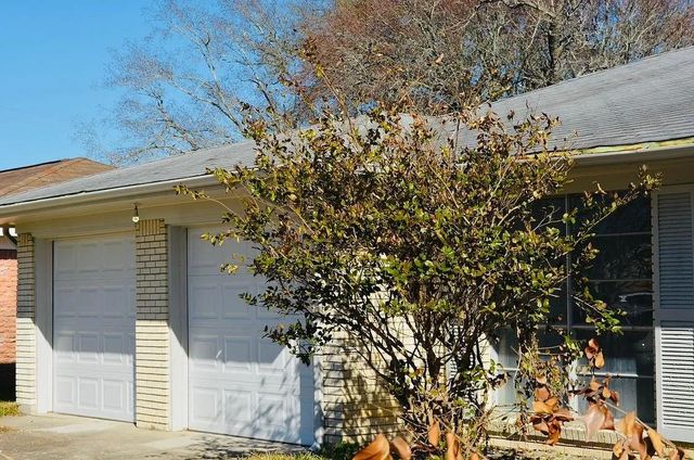 7 Richards Courts, La Marque, TX 77568