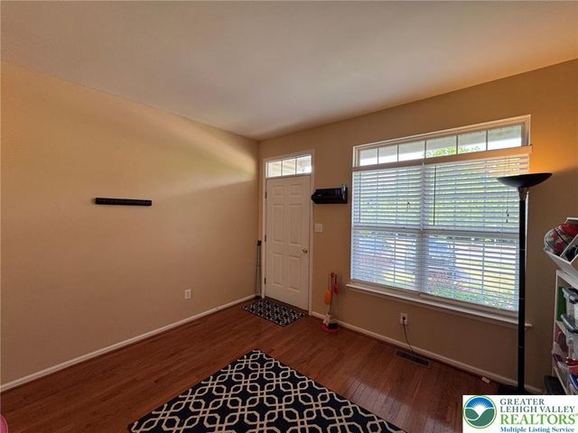 1081 Tudor Drive, Upper Macungie Twp, PA 18031