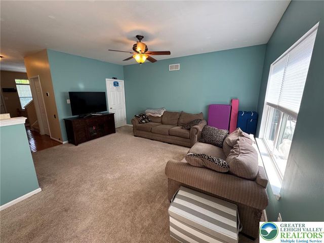 1081 Tudor Drive, Upper Macungie Twp, PA 18031