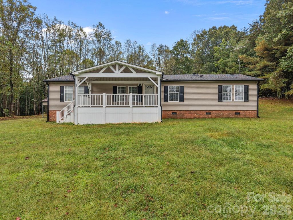 1626 NC HWY 704 Highway E, Lawsonville, NC 27022