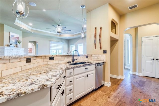 260 Long Creek Boulevard, New Braunfels, TX 78130
