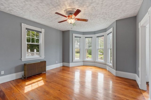 727 Andover, Lowell, MA 01852