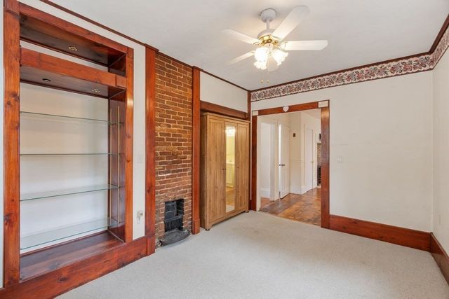 727 Andover, Lowell, MA 01852