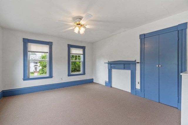 727 Andover, Lowell, MA 01852