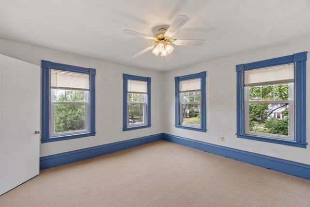 727 Andover, Lowell, MA 01852
