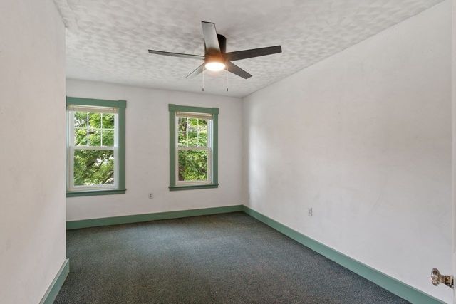 727 Andover, Lowell, MA 01852