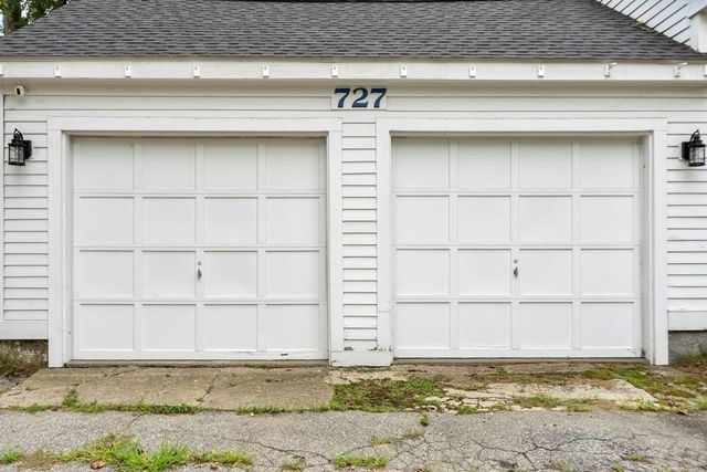 727 Andover, Lowell, MA 01852