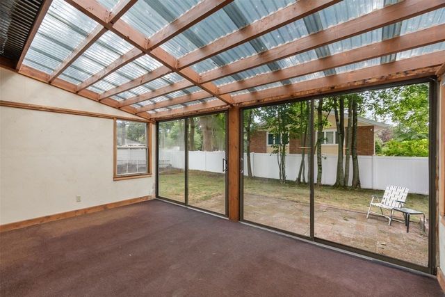 727 Andover, Lowell, MA 01852
