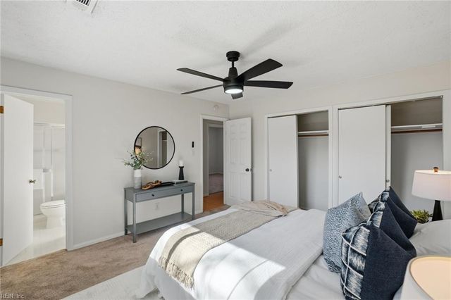 3725 Historyland DR, Virginia Beach, VA 23452