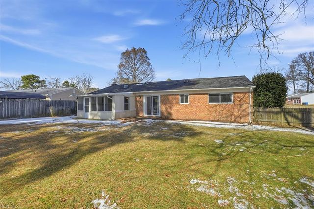 3725 Historyland DR, Virginia Beach, VA 23452