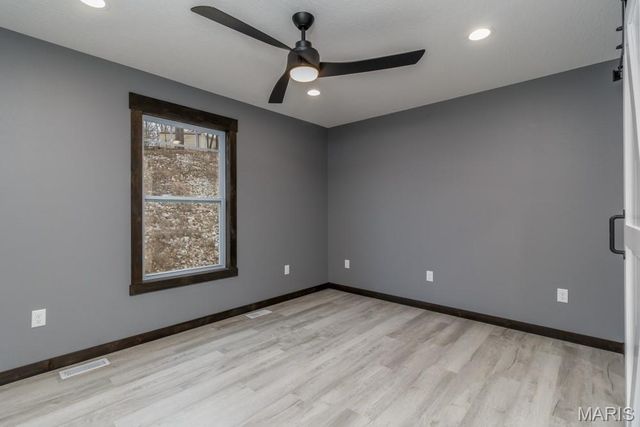 20977 Halifax Drive, St Robert, MO 65584