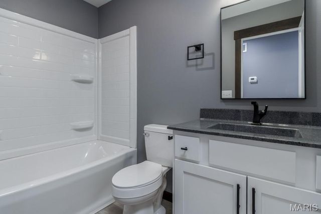 20977 Halifax Drive, St Robert, MO 65584