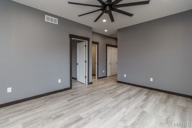 20977 Halifax Drive, St Robert, MO 65584