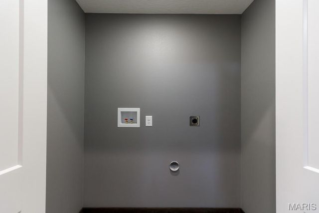 20977 Halifax Drive, St Robert, MO 65584