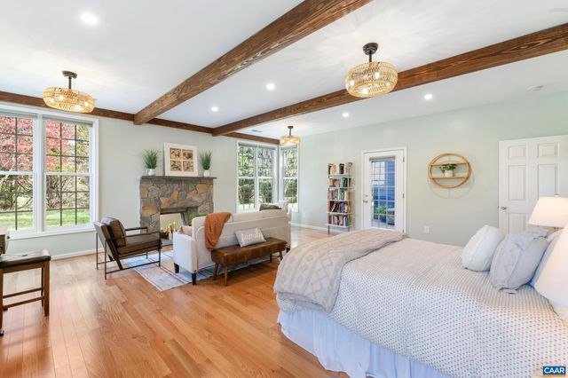 9197 CRITZERS SHOP RD, Afton, VA 22920