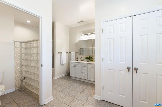 9197 CRITZERS SHOP RD, Afton, VA 22920