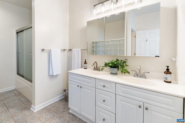 9197 CRITZERS SHOP RD, Afton, VA 22920