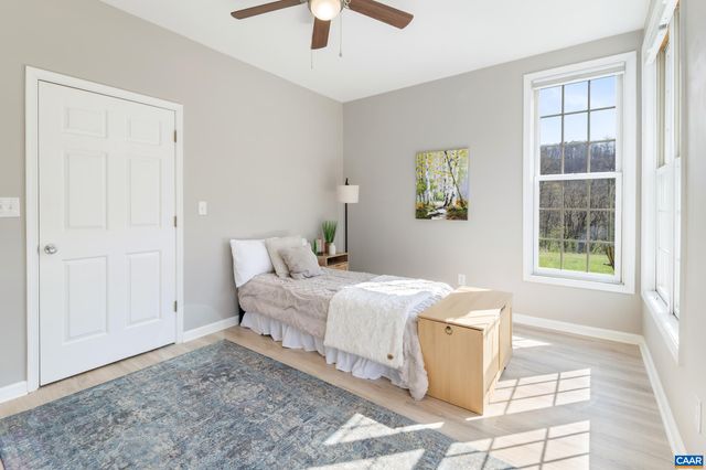 9197 CRITZERS SHOP RD, Afton, VA 22920