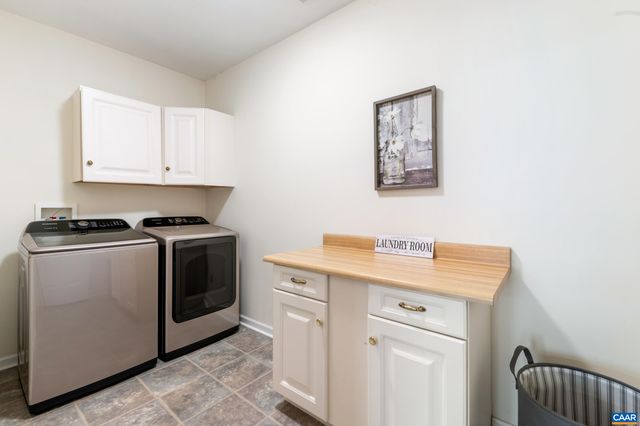 9197 CRITZERS SHOP RD, Afton, VA 22920