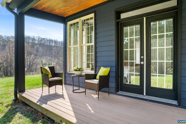 9197 CRITZERS SHOP RD, Afton, VA 22920