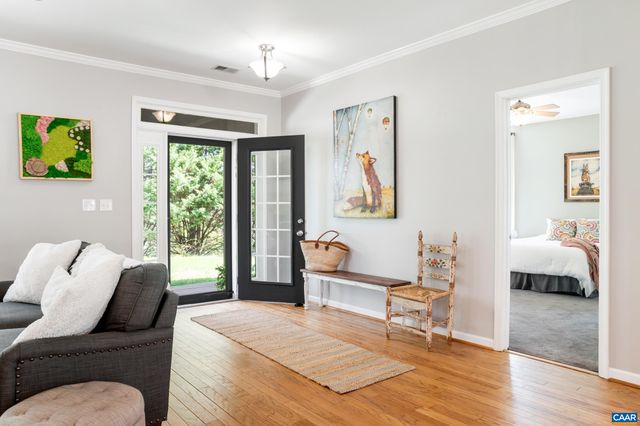 9197 CRITZERS SHOP RD, Afton, VA 22920