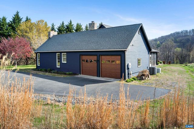 9197 CRITZERS SHOP RD, Afton, VA 22920