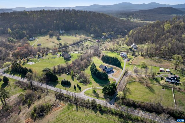 9197 CRITZERS SHOP RD, Afton, VA 22920