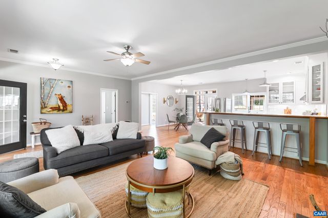 9197 CRITZERS SHOP RD, Afton, VA 22920