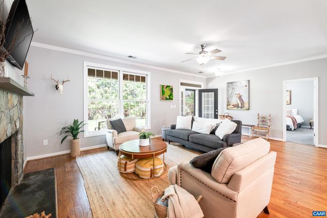 9197 CRITZERS SHOP RD, Afton, VA 22920