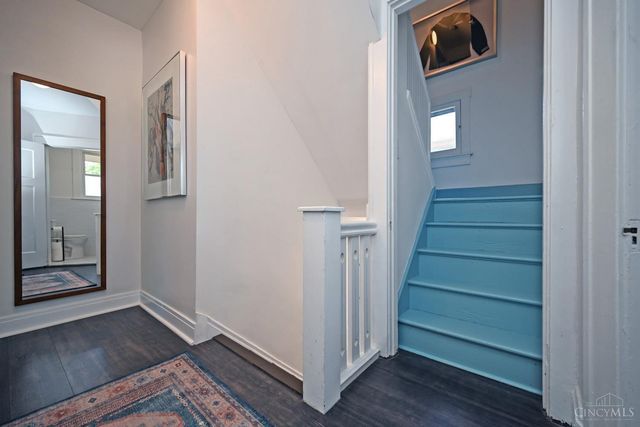 2208 St James Avenue, Cincinnati, OH 45206