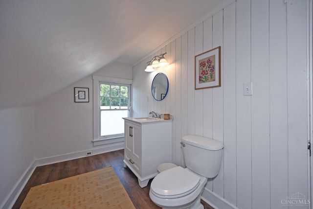 2208 St James Avenue, Cincinnati, OH 45206