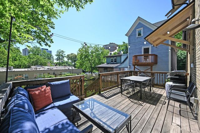 2208 St James Avenue, Cincinnati, OH 45206