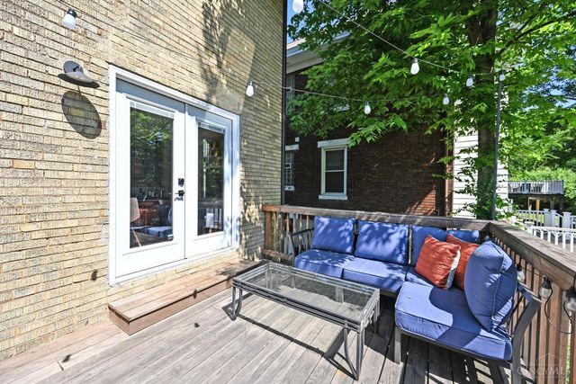 2208 St James Avenue, Cincinnati, OH 45206