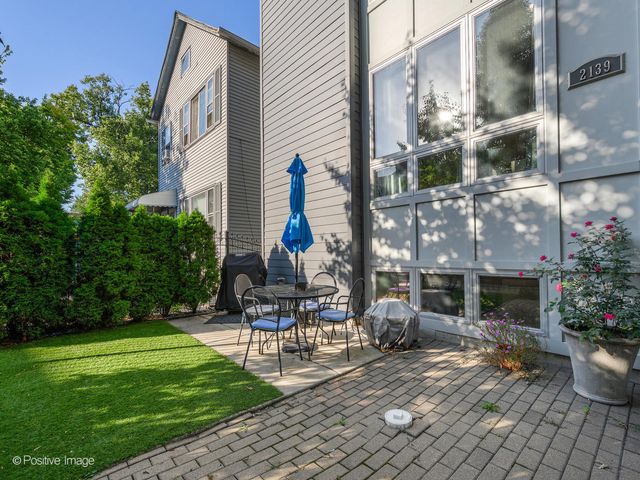 2139 N BINGHAM Street, Chicago, IL 60647
