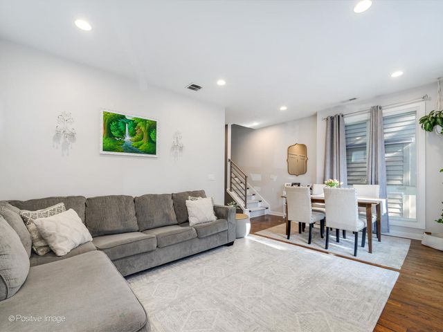 2139 N BINGHAM Street, Chicago, IL 60647