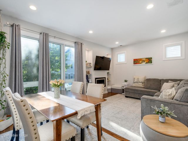 2139 N BINGHAM Street, Chicago, IL 60647