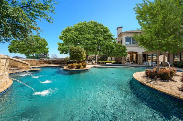 940 W Dove Road, Southlake, TX 76092